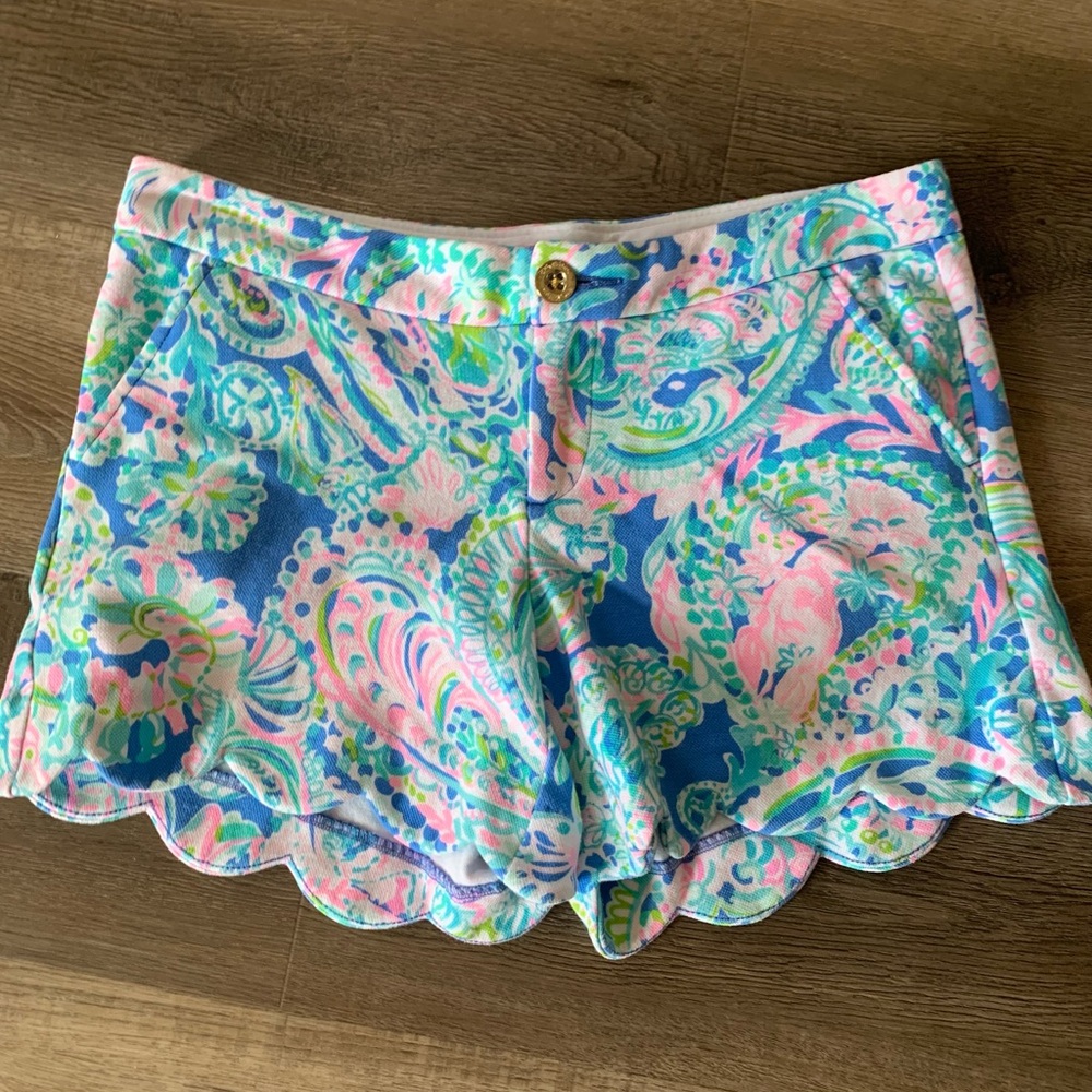Lilly Pulitzer Buttercup Shorts 5”